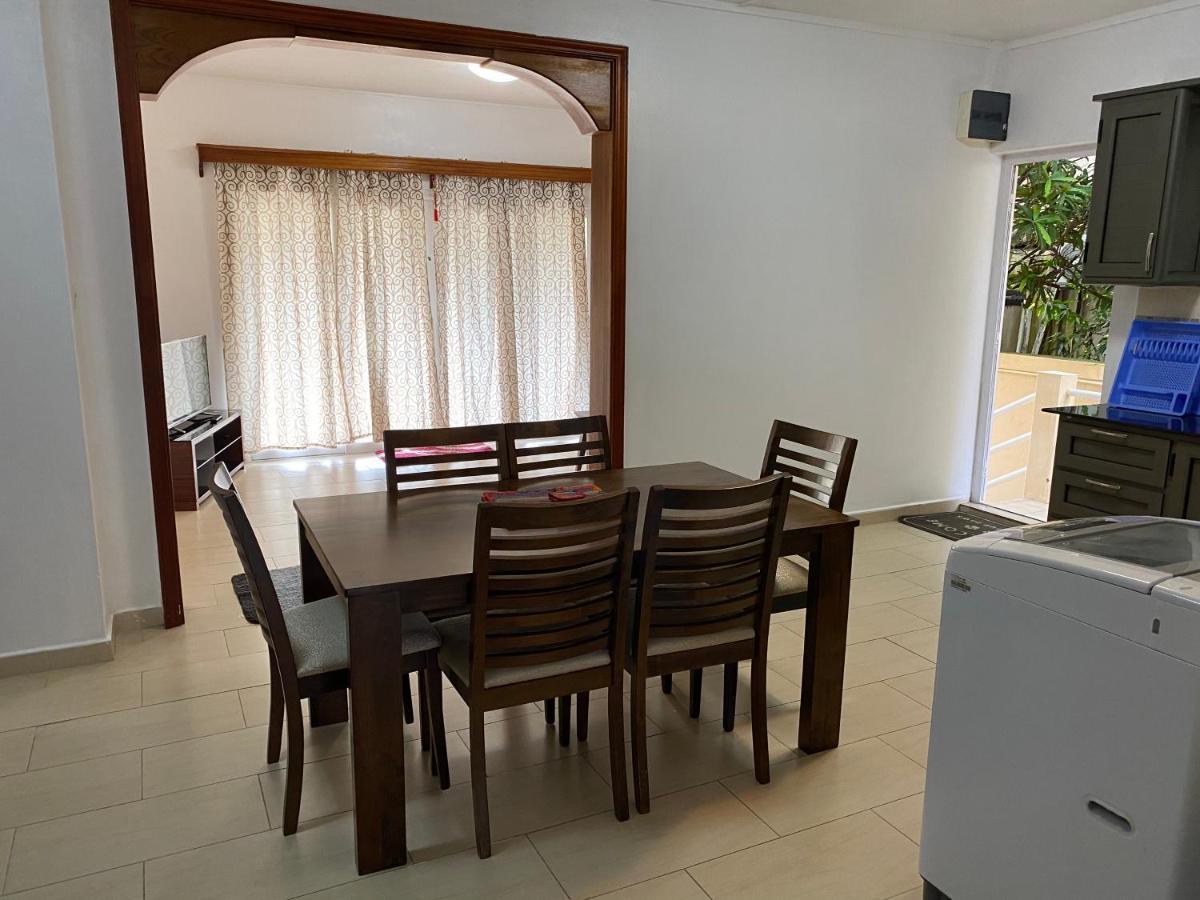 Blue Bay Apartment *